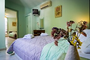 Studios Naxos