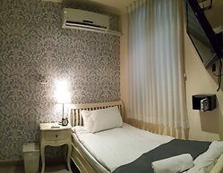 Central Hotel