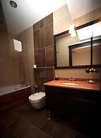 Lalinn Hotel