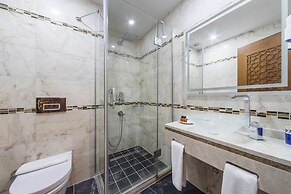 Lalinn Hotel