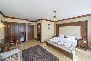 Lalinn Hotel