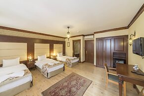 Lalinn Hotel
