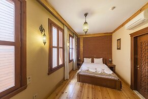 Lalinn Hotel