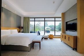 InterContinental Heilong Lake by IHG