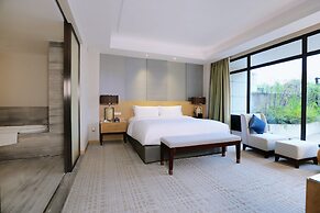 InterContinental Heilong Lake by IHG