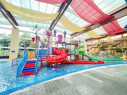 InterContinental Heilong Lake by IHG
