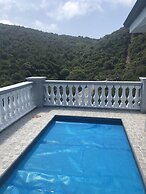 Livingstone Villa