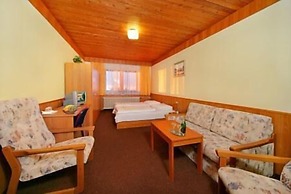 Hotel Diana
