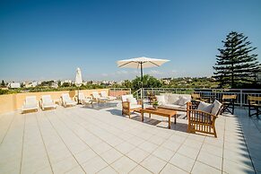 Roxani Hotel
