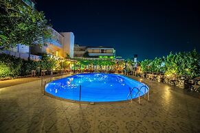 Roxani Hotel
