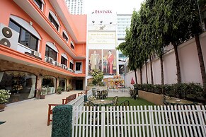 PJ Watergate Hotel