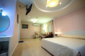 PJ Watergate Hotel