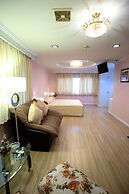 PJ Watergate Hotel