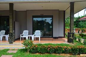Lanta Nice Beach Resort