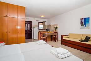 Ammos Residence