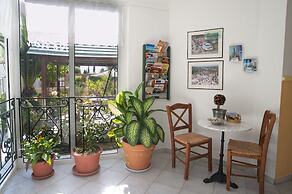 Nostos Studios & Apartments