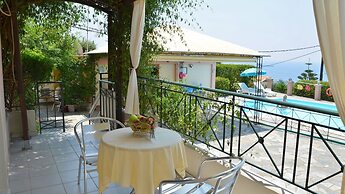 Nostos Studios & Apartments