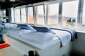 Boutique Hostel Forum