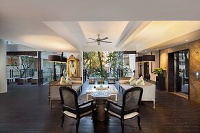 The Akmani Legian