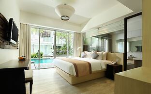 The Akmani Legian