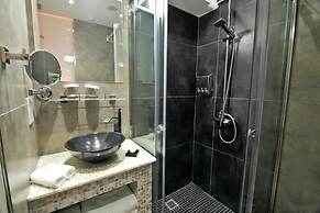Achilleos City Hotel
