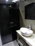 Achilleos City Hotel