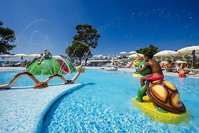 Zaton Holiday Resort Apartments