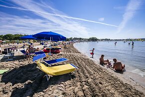 Zaton Holiday Resort Apartments