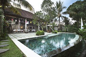 Luwak Ubud Villa & Jungle Suite