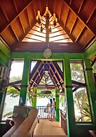 Flushing Meadows Resort and Playground