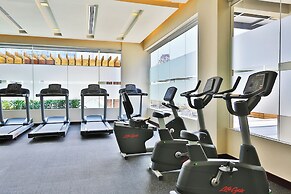 Holiday Inn & Suites Makati by IHG