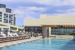 Holiday Inn & Suites Makati by IHG