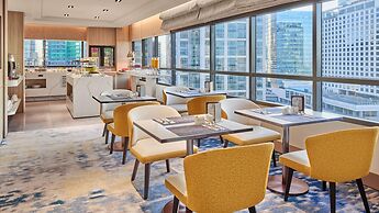 Holiday Inn & Suites Makati by IHG