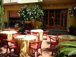 Hotel Alexander