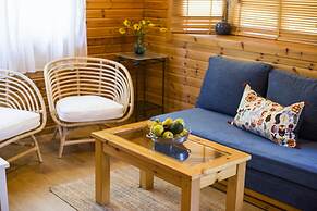 Naomi's B&B