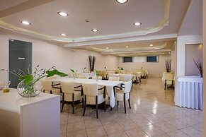 Varres Hotel
