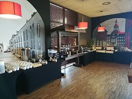 Economy Silesian Hotel