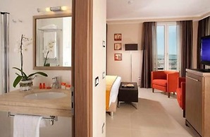 Hotel Tiber Rooftop & Wellness