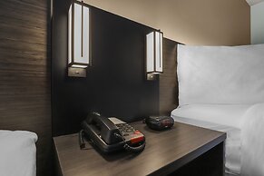 Motel 6 Brooks, AB