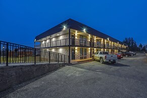 Motel 6 Brooks, AB