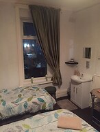 The Franklyn Hotel