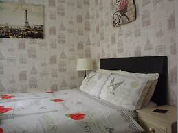 The Franklyn Hotel