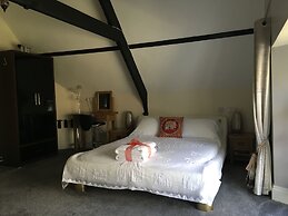 Cherrywood Lodge