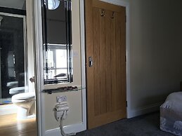 Cherrywood Lodge