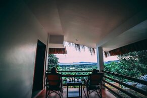Marqis Sunrise Sunset Resort and Spa