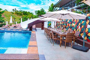 Marqis Sunrise Sunset Resort and Spa