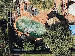 Somewhere To Stay Backpackers