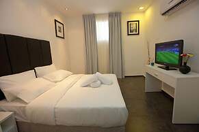 Geula Suites