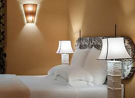 Hotel Number Nine