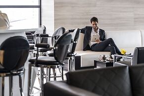 Holiday Inn Bangkok Sukhumvit by IHG